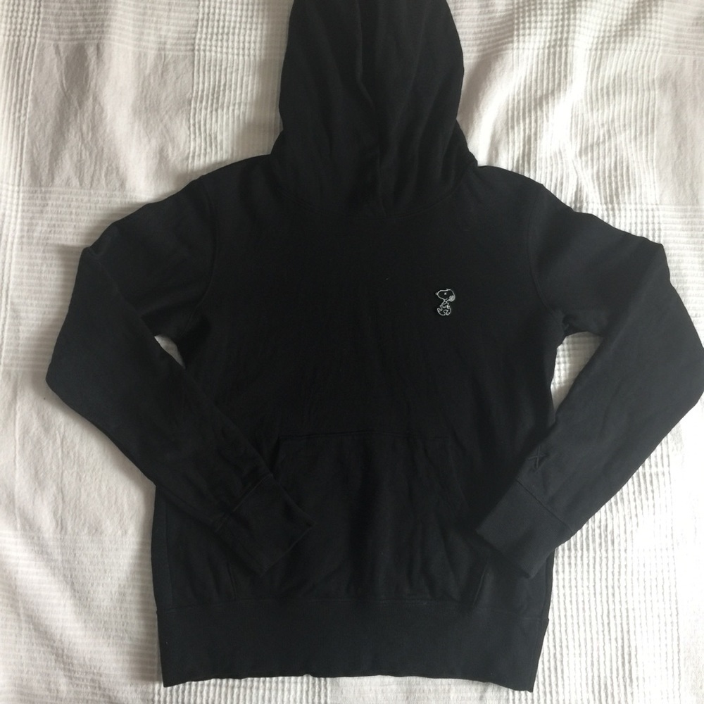 Uniqlo x KAWS x Peanuts hoodie